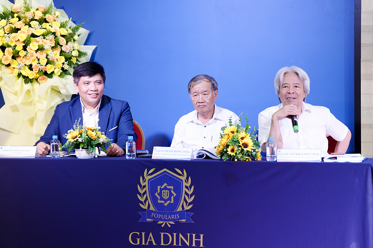 Hội thảo “Pháp luật Việt Nam: Di sản, Hội nhập & Kiến tạo Tương lai” diễn ra trong không khí trang trọng, gần gũi, mở ra những góc nhìn thực tiễn về nền pháp lý tại Việt Nam.