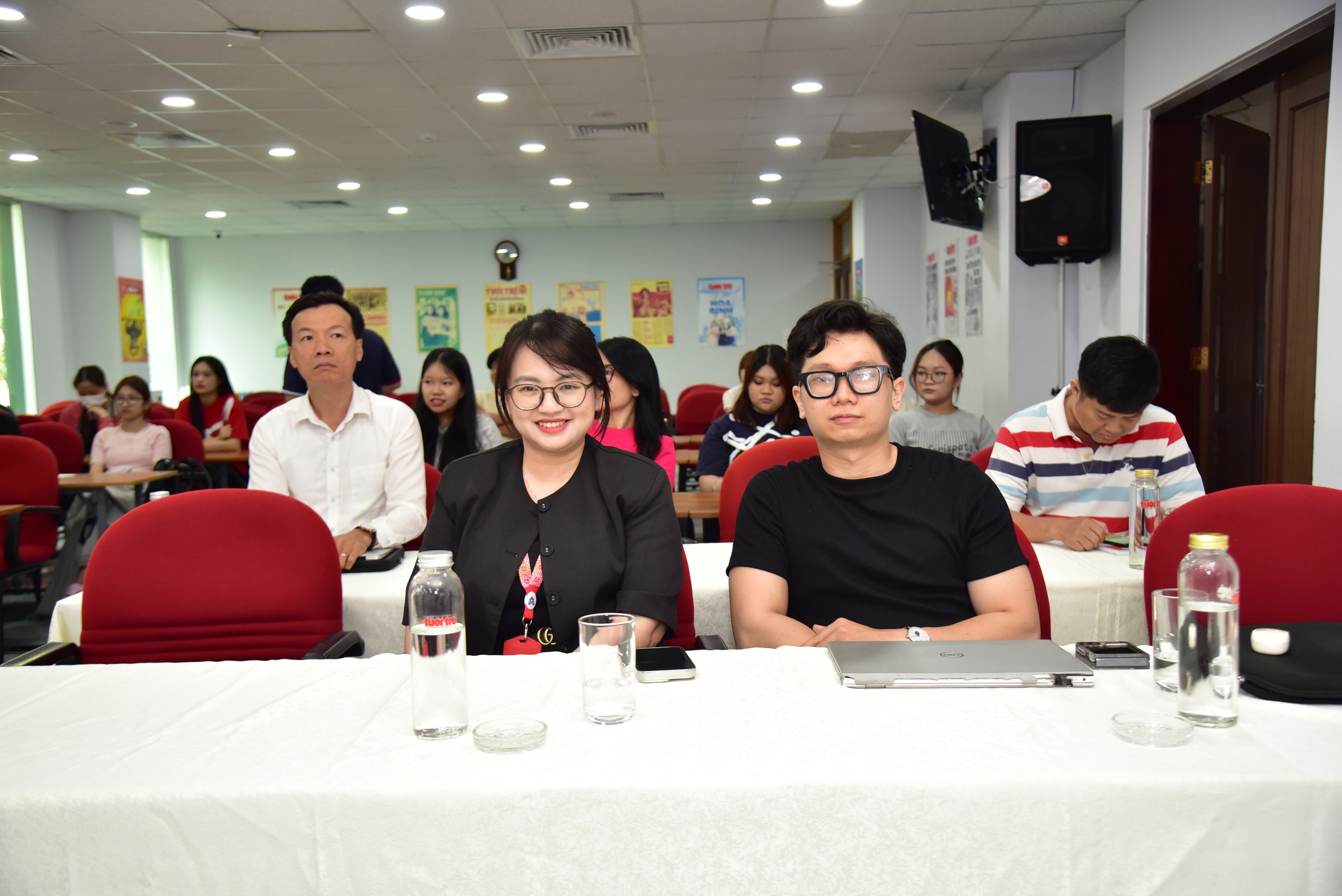 TS Đoàn Thị Ngọc Thúy – Phó trưởng khoa marketing – truyền thông – đánh giá khóa đầu tiên học tập tại báo Tuổi Trẻ đã mang lại nhiều kết quả tích cực