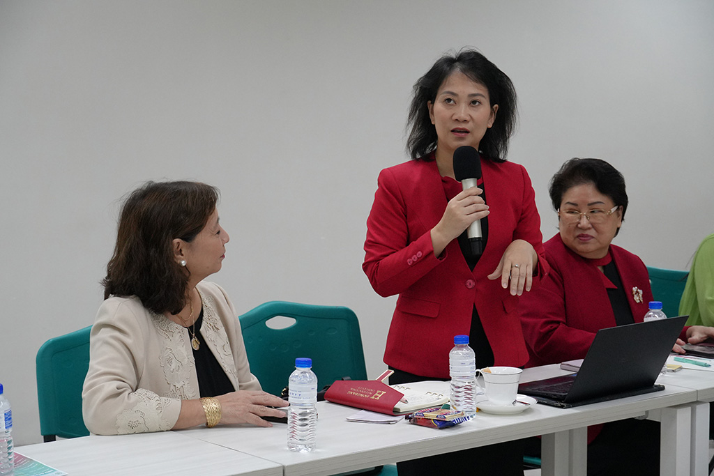 Phó Hiệu trưởng HIU, PGS.TS.DS Nguyễn Thị Thu Thủy, nhấn mạnh ý nghĩa của mối quan hệ hợp tác với Trường Đại học Our Lady of Fatima. Phó Hiệu trưởng HIU, PGS.TS.DS Nguyễn Thị Thu Thủy, nhấn mạnh ý nghĩa của mối quan hệ hợp tác với Trường Đại học Our Lady of Fatima.