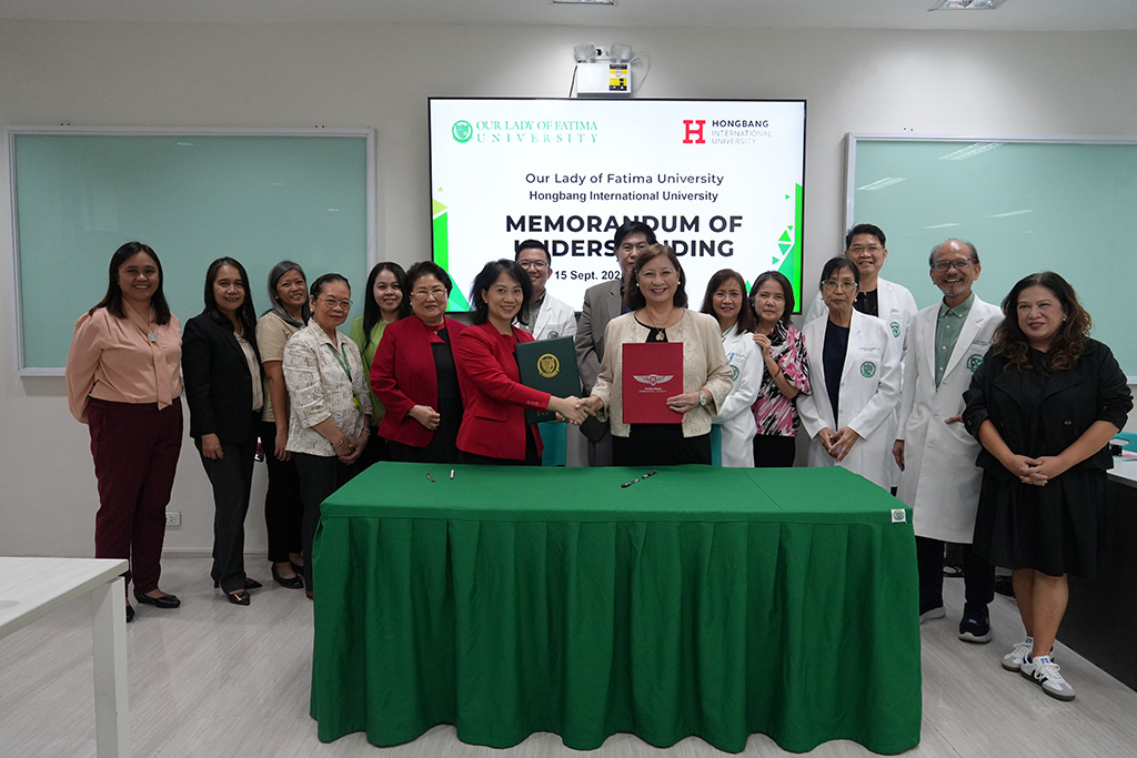 PGS.TS.DS Nguyễn Thị Thu Thủy – Phó Hiệu trưởng HIU (trái) cùng TS. Caroline Marian S. Enriquez – Hiệu trưởng OLFU (phải) ký kết Biên bản ghi nhớ hợp tácPGS.TS.DS Nguyễn Thị Thu Thủy – Phó Hiệu trưởng HIU (trái) cùng TS. Caroline Marian S. Enriquez – Hiệu trưởng OLFU (phải) ký kết Biên bản ghi nhớ hợp tác