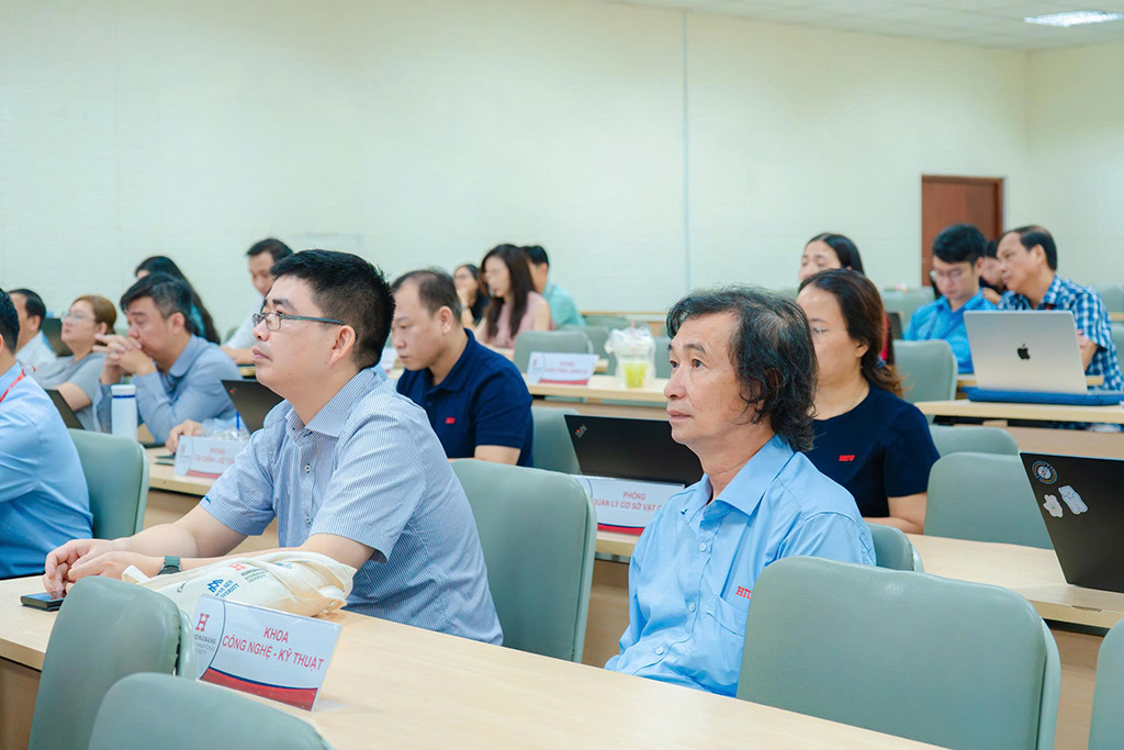 Lễ kỷ niệm 80 năm truyền thống ngành Giáo dục và khai giảng năm học 2025-2026