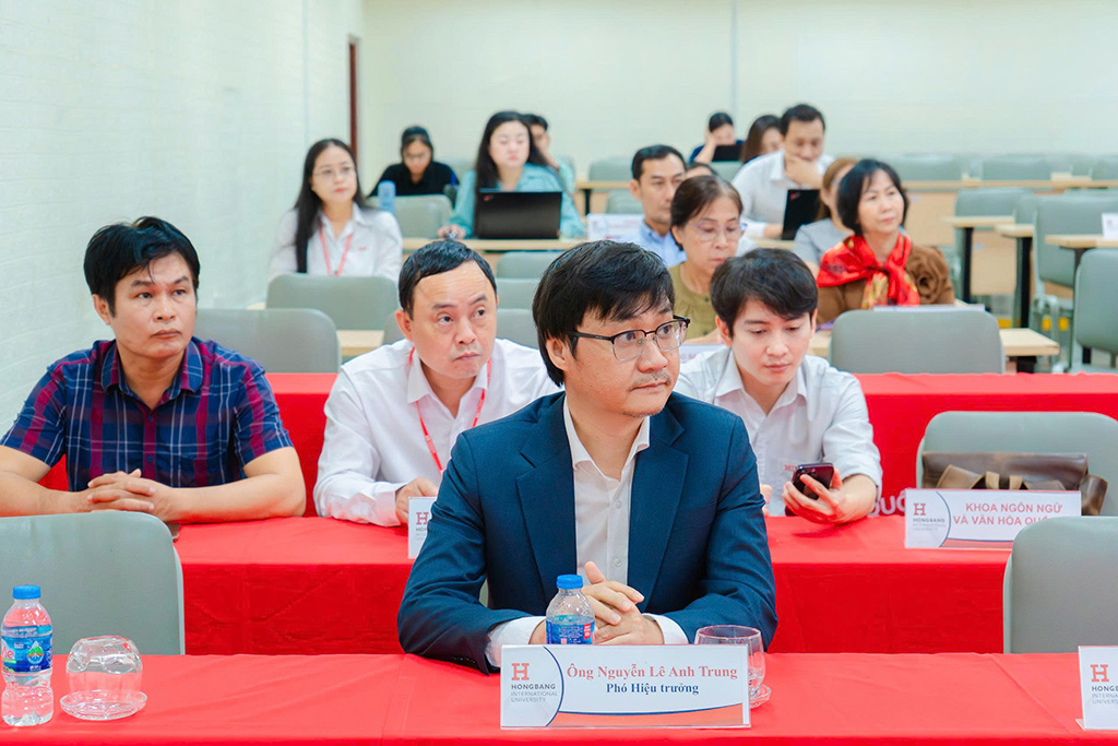 Lễ kỷ niệm 80 năm truyền thống ngành Giáo dục và khai giảng năm học 2025-2026