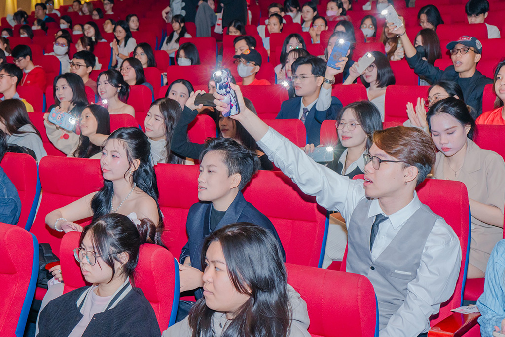 Sự kiện thu hút đông đảo học sinh, sinh viên trên địa bàn TP.HCM tham dựSự kiện thu hút đông đảo học sinh, sinh viên trên địa bàn TP.HCM tham dự