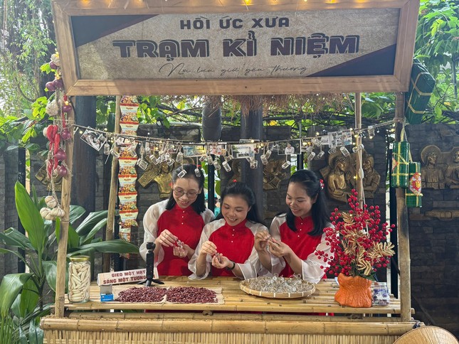 Các hoạt động gây quỹ tại chương trình.