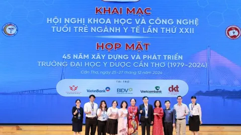 Trường ĐH Quốc tế Hồng Bàng đạt giải xuất sắc tại Hội nghị Khoa học công nghệ và tuổi trẻ ngành Y tế lần thứ XXII