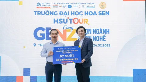 HSU công bố 5 phương thức xét tuyển đại học và hàng loạt học bổng hấp dẫn năm 2025