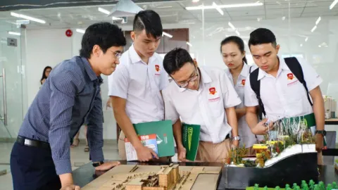 Future Buider Fest 2025 – Chuỗi ngày hội khởi nghiệp lớn nhất dành cho học sinh THPT