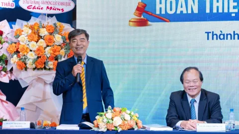 GDU cùng chuyên gia, nhà khoa học góp ý “Hoàn thiện pháp luật trong nền kinh tế số”