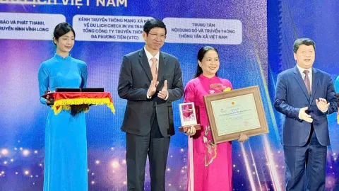 HSU được vinh danh “Cơ sở đào tạo du lịch tốt nhất” tại Giải thưởng Du lịch Việt Nam 2025
