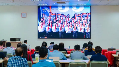 HIU tiếp sóng trực tiếp Lễ Khai giảng toàn quốc