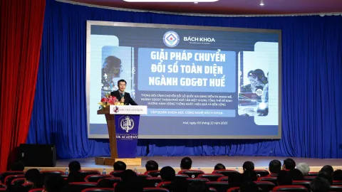 UKA Huế cùng Sở GD&ĐT Huế tổ chức tập huấn chuyển đổi số cho hơn 300 đơn vị giáo dục trên địa bàn tỉnh  10/12/2025