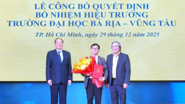 PGS.TS Nguyễn Bá Hoàng làm Hiệu trưởng Trường đại học Bà Rịa - Vũng Tàu