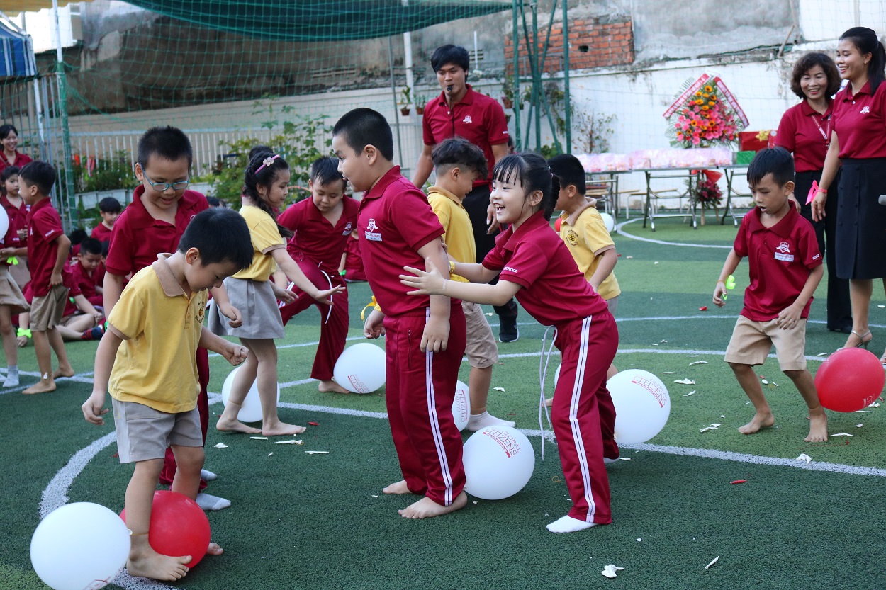 12 12 img 3897 Sân trường iSchool Nha Trang náo nhiệt trong ngày Tết Thiếu Nhi