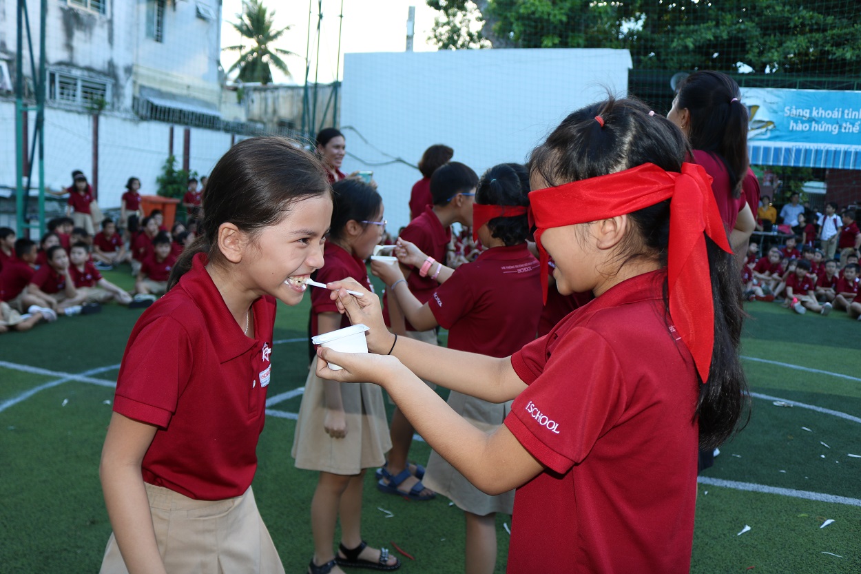 12 12 img 3934 Sân trường iSchool Nha Trang náo nhiệt trong ngày Tết Thiếu Nhi