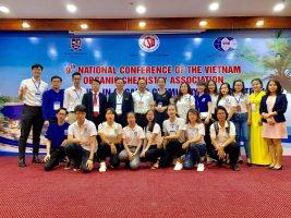 40 24 bvu tham gia hoi nghi khoa hoc hoa huu co toan quoc  hoi thao hoa Du học Singapore: Đường tới Đại học tốt nhất châu Á