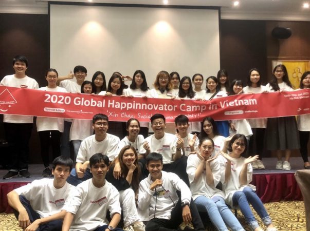 48 30 global hsu 1 1 Xây dựng App đọc sách cho người mù, sinh viên HSU thắng giải tại Global Happinnovator