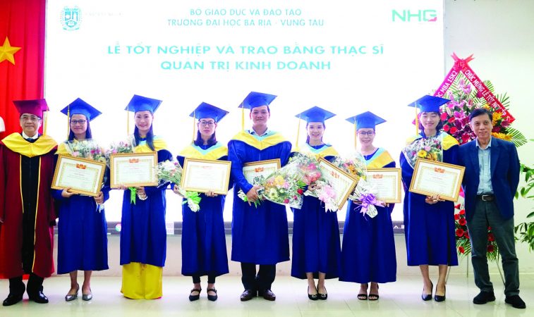 bvu tot nghiep 1 BVU có thêm 27 tân Thạc sĩ ngành Quản trị kinh doanh