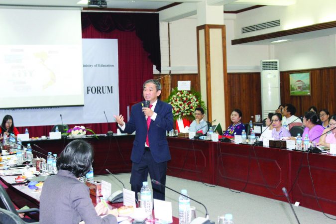 hiu thay phong 5 HIU tham dự Diễn đàn giáo dục Việt Nam - Myanmar