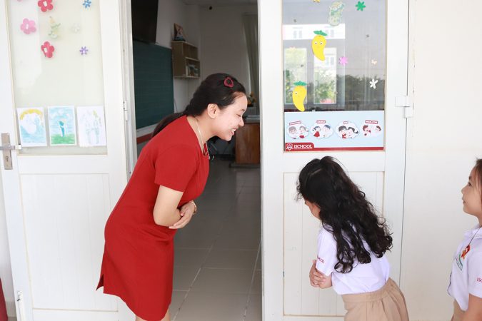 ischool chao dau gio Thầy Trò iSchool Ninh Thuận thực hiện Chào Đầu Giờ