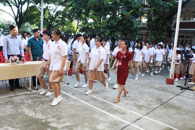 iSchool Long An chao don hs moi iSchool Long An: Rộn ràng ngày đến trường