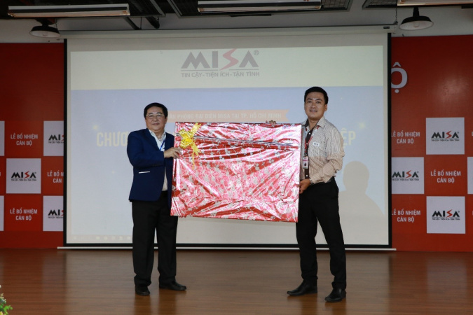 3 1 2 Sinh viên Đại học Gia Định hào hứng trải nghiệm kiến tập tại Công ty MISA