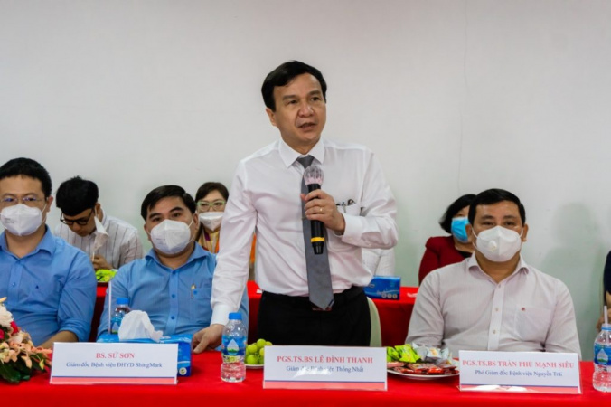 PGS. TS. BS Tran Phu Manh Sieu – PGD BV Nguyen Trai 1024x682 1 HIU tổ chức toạ đàm với đội ngũ thầy cô giáo “đặc biệt” tại các cơ sở y tế
