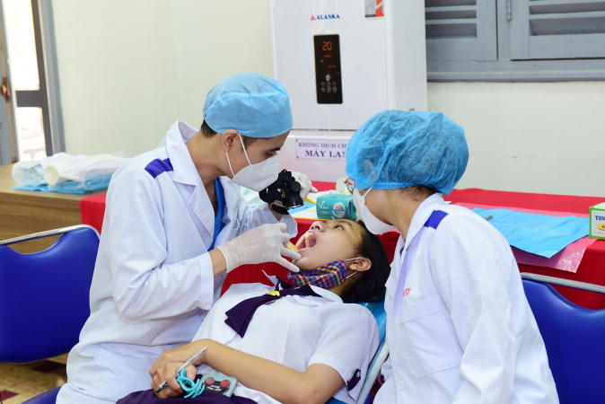 DSC 4177 Hiucare đến với Trường THPT Nguyễn Thị Minh Khai (TP. HCM)