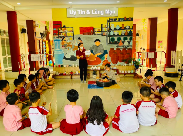 Screen Shot 2022 05 10 at 4.18.56 PM Học sinh Saigon Academy (SGA) hào hứng với dự án "Bé học làm Gốm”