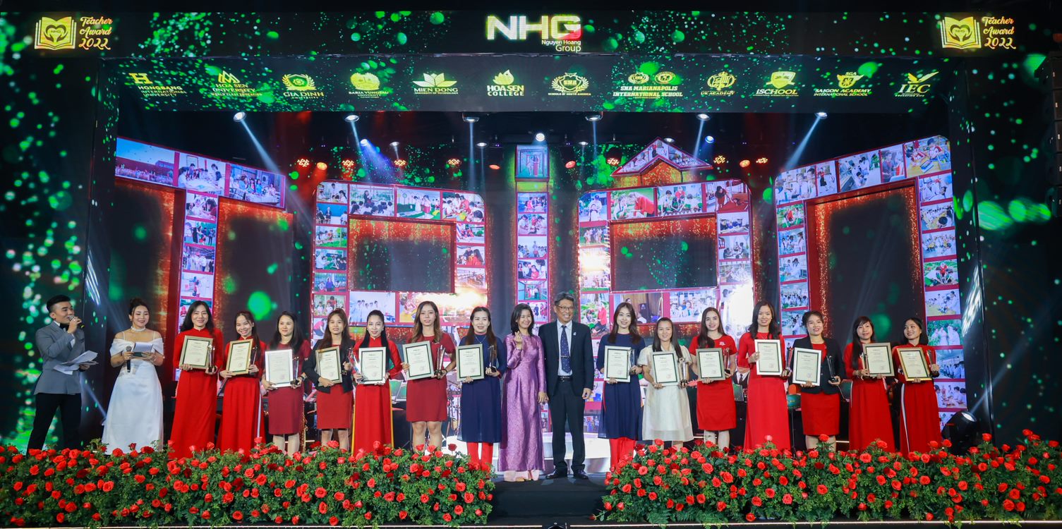 Giai Nguoi Uom Mam NHG vinh danh 111 nhà giáo tại Teacher Award 2022